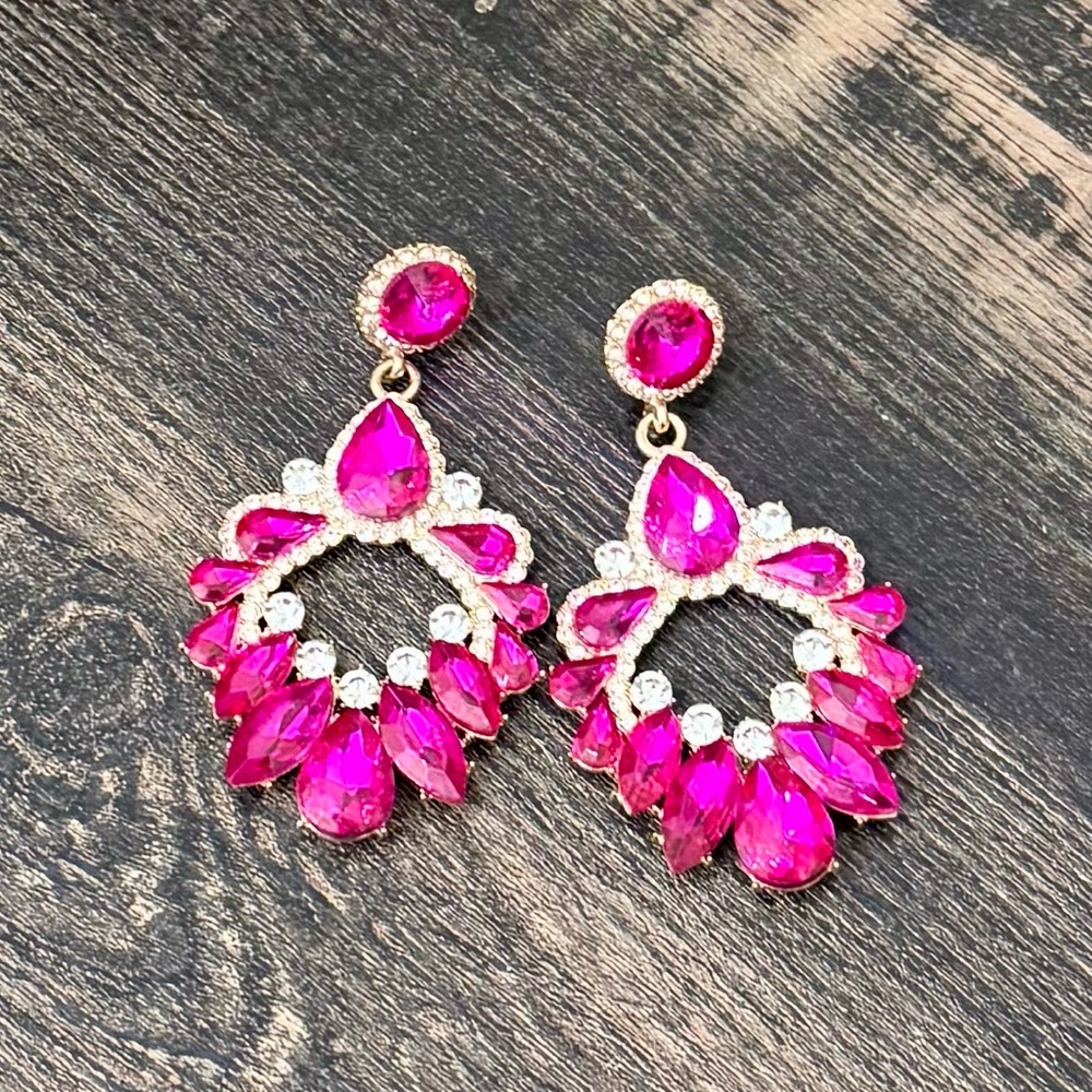 Elegant Pink and Gold Drop Earrings